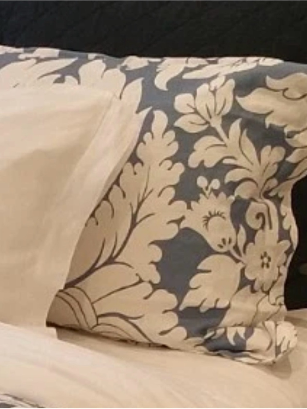 Pottery Barn Belgian Flax Linen Damask 2 Standard Shams